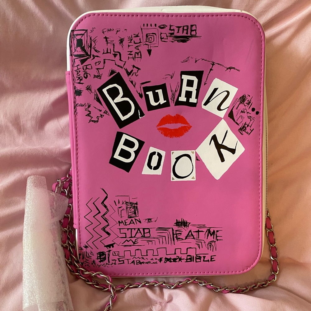 Mean Girls Burn Book Spectrum Makeup Case